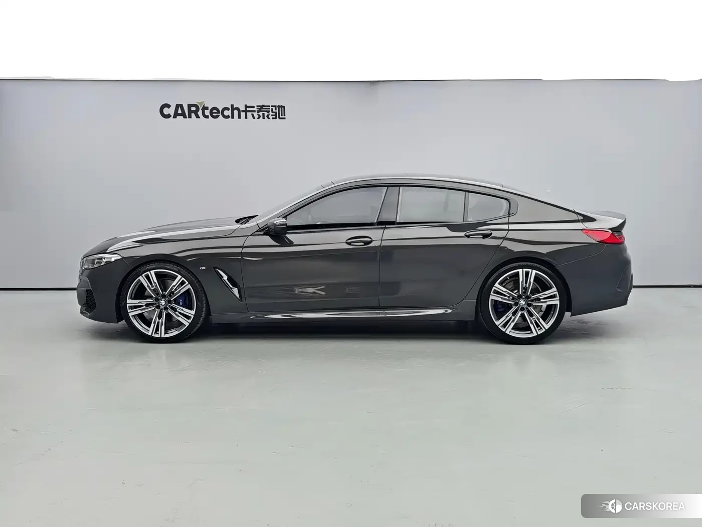BMW 8 series 2021 Silver/gray из Китая, фото 4