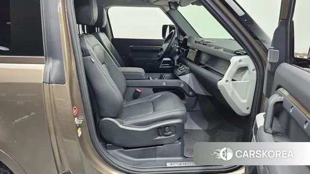 Land Rover Defender (L663) id 3720758 из Кореи 13