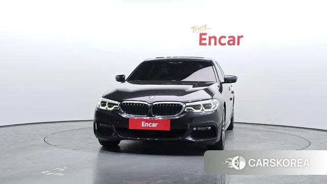 BMW 5 Series (G30) id 3748749 из Кореи 13