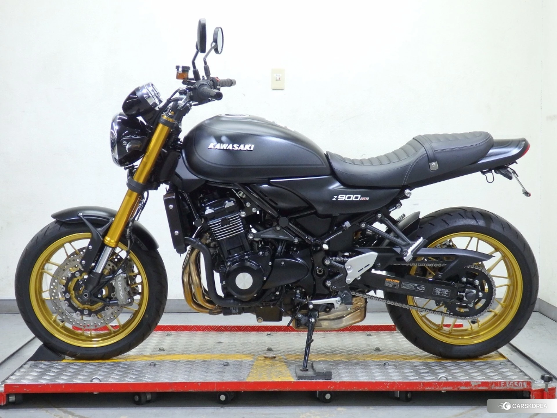 Проданный Kawasaki Z900RS SE 2025 из Японии, фото 4
