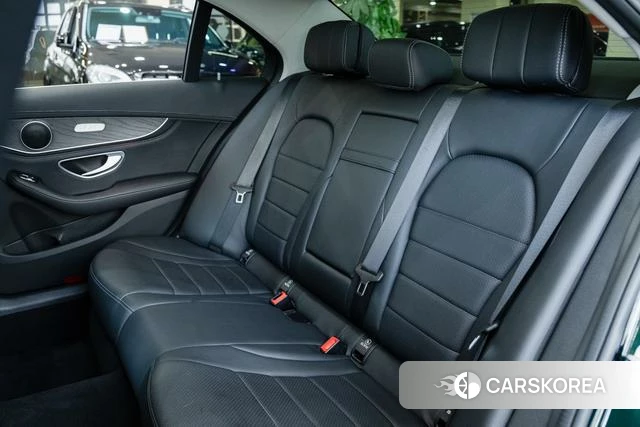Mercedes-Benz Class C id 4216975 из Китая 23
