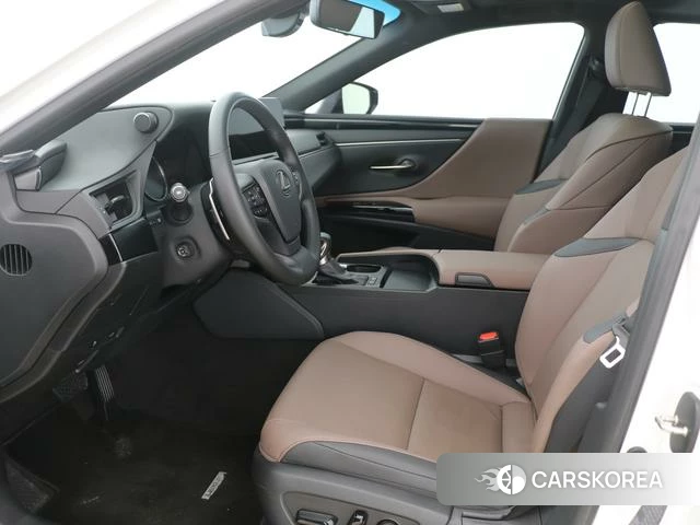 Lexus ES id 4307625 из Китая 9