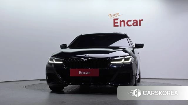 BMW 5 Series (G30) id 3859413 из Кореи 13