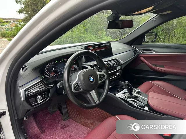 BMW 5 series 2022 Белый из Китая, фото 3