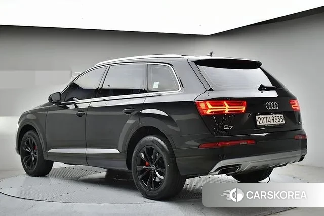 Audi Q7 (4M) id 2976728 из Кореи 13