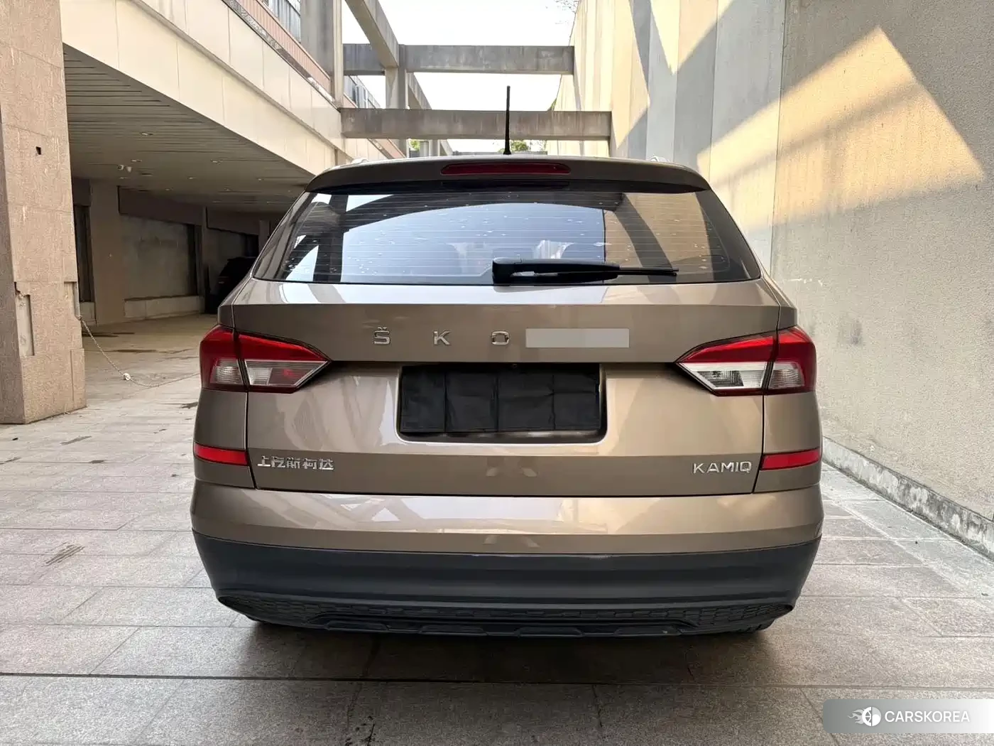 Skoda Komick 2021 Silver/gray из Китая, фото 3