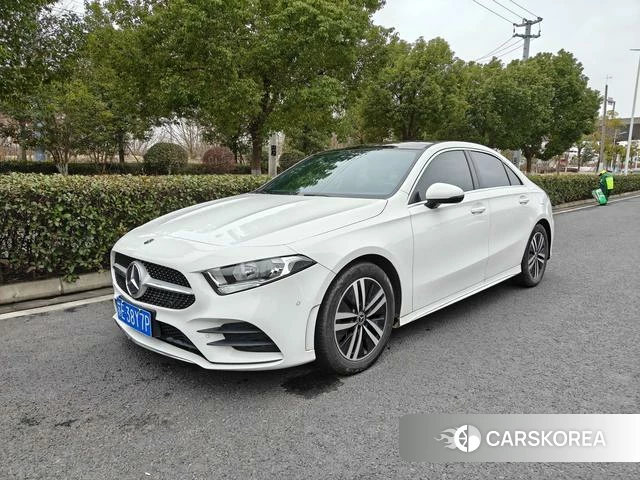 Mercedes-Benz Class A 2019 Белый из Китая, фото 4