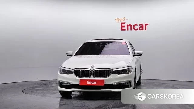 BMW 5 Series (G30) id 3713938 из Кореи 13