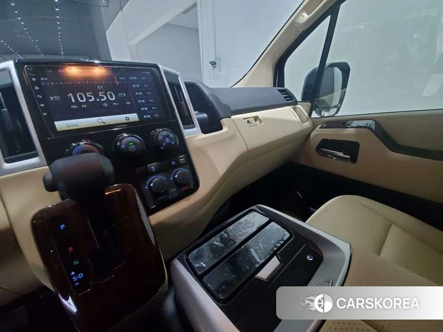 Toyota Hiace id 4261862 из Китая 7