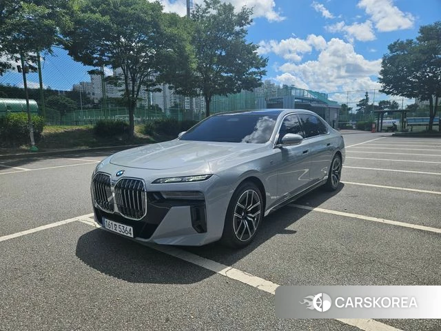 BMW 7 Series (G70) id 4630657 из Кореи 12