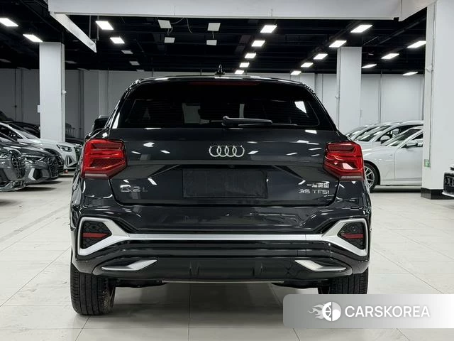Audi Q2L id 4263298 из Китая 16