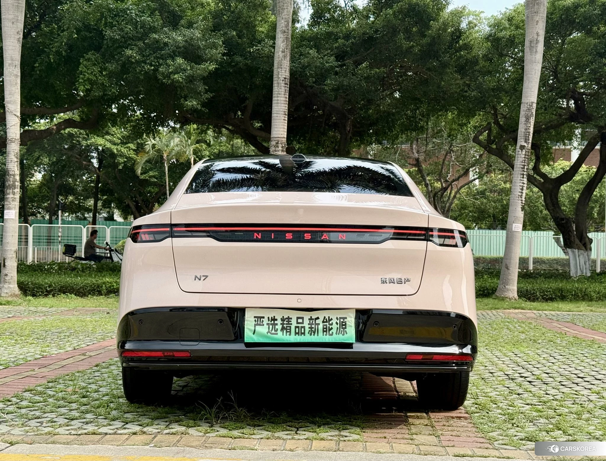 Nissan N7 id 4453141 из Китая 19