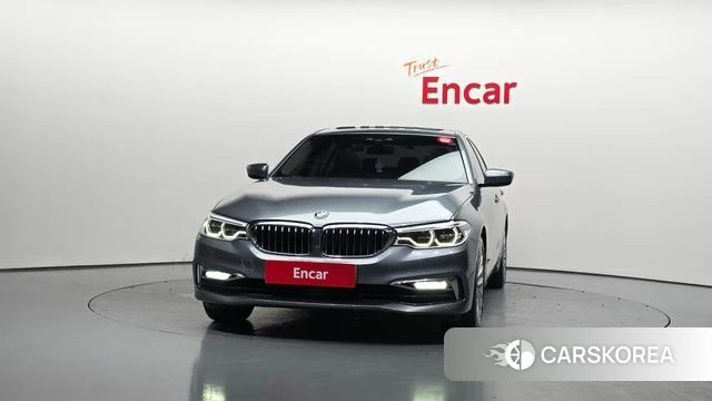 BMW 5 Series (G30) id 4620138 из Кореи 13