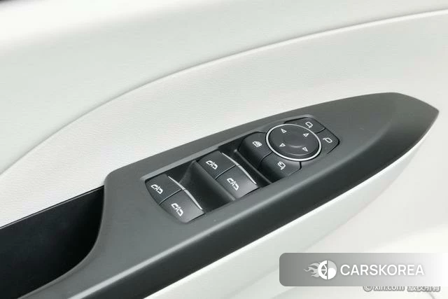 Buick GL8 id 4210663 из Китая 17