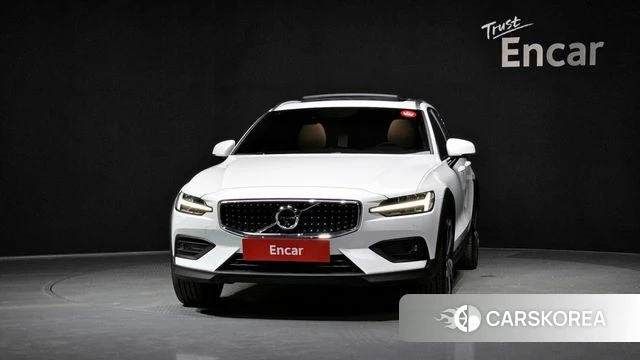 Volvo V60 Cross-Country 2nd Generation id 4179246 из Кореи 13