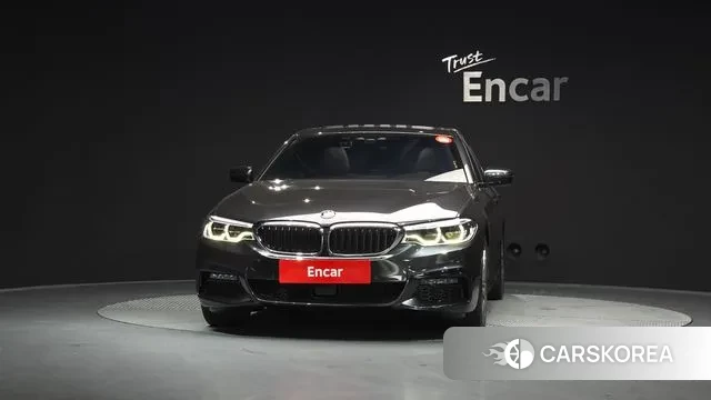 BMW 5 Series (G30) id 3489059 из Кореи 13