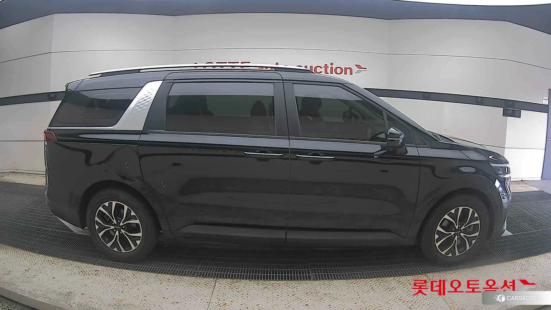 Kia Carnival id 4909291 из Кореи 23