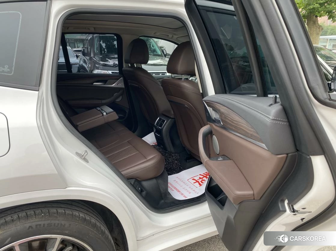 BMW X3 id 4461554 из Китая 21