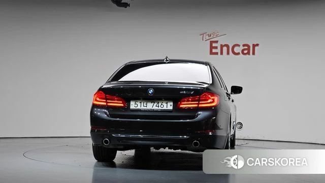 BMW 5 Series (G30) id 4918933 из Кореи 23