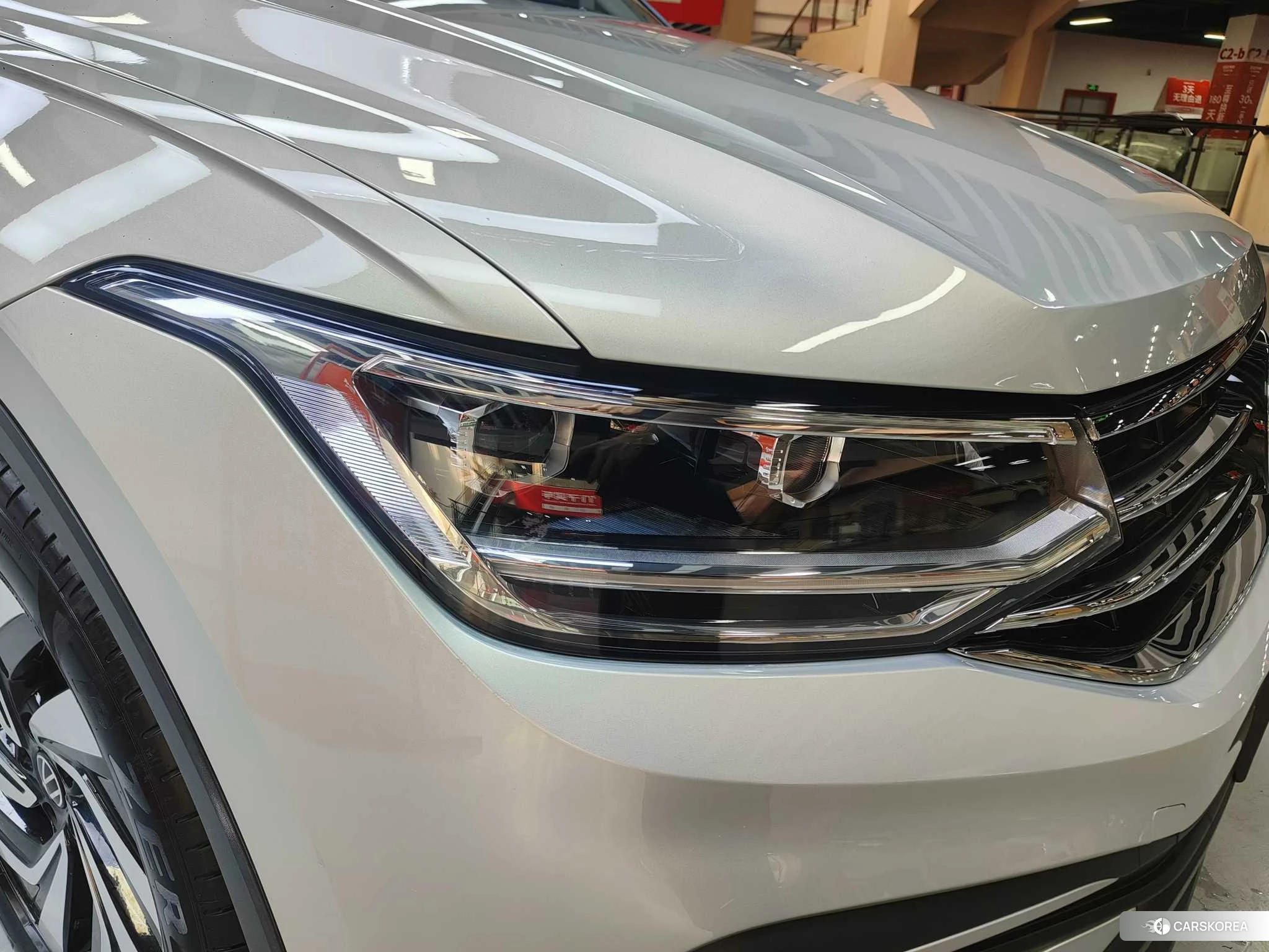 Volkswagen Tiguan L id 4420973 из Китая 23