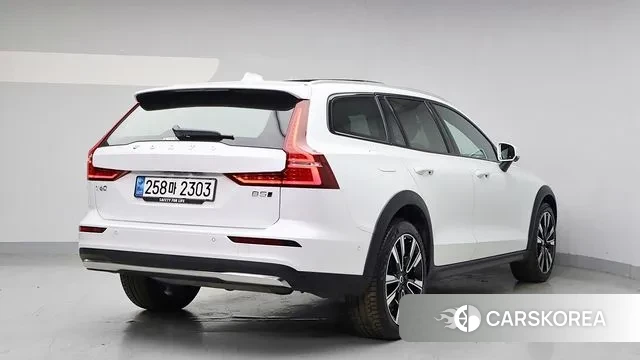 Volvo V60 Cross-Country 2nd Generation id 3251963 из Кореи 13