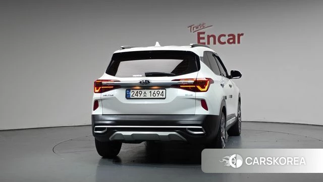 Kia Seltos id 4447008 из Кореи 23