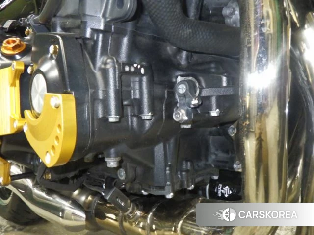 Engine photo