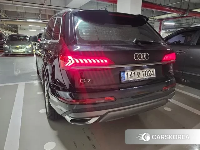 Audi Q7 (4M) id 2969638 из Кореи 10
