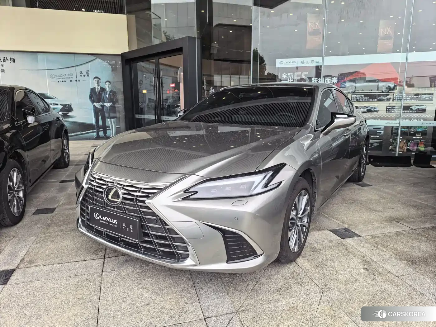 Lexus ES 2025 Champagne/brown из Китая, фото 3
