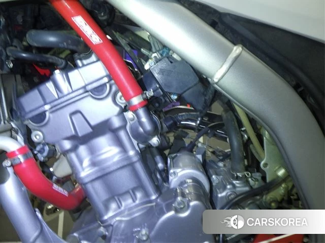 Engine photo