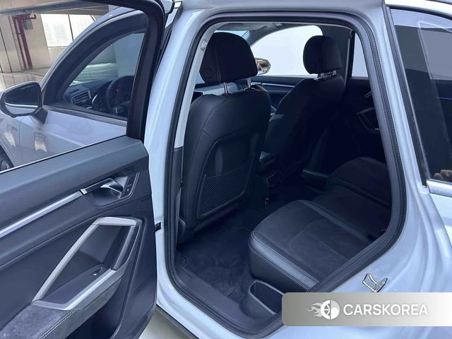 Audi Q3 id 4265119 из Китая 17