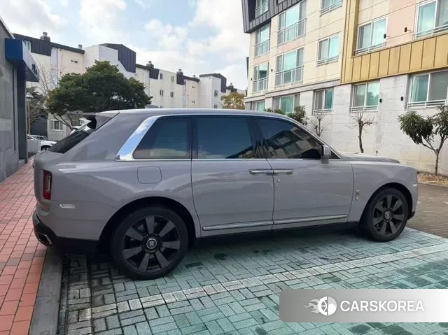 Rolls-Royce Cullinan 2022 Серый из Кореи, фото 3