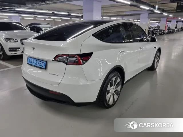 Tesla Model Y id 3463717 из Кореи 13