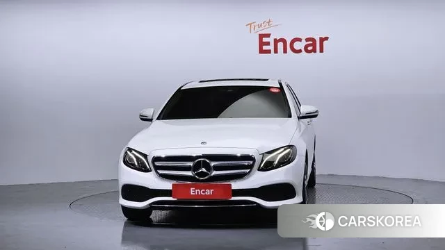 Mercedes-Benz E-Class W213 id 3291969 из Кореи 13