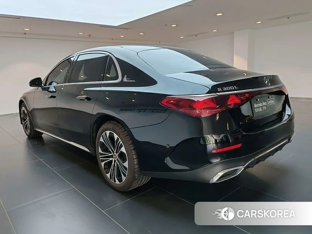 Mercedes-Benz E-class id 4278068 из Китая 11