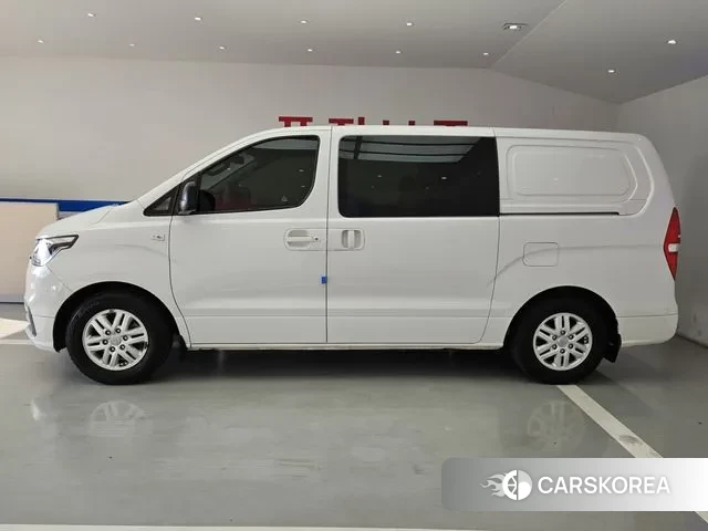 Hyundai The New Grand Starex id 3517170 из Кореи 13