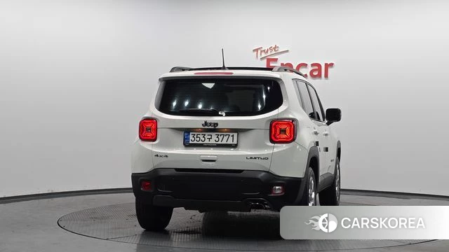 Jeep Renegade id 3892668 из Кореи 13