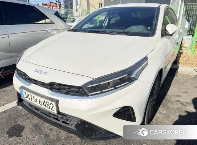 Kia The New K3 2nd generation 2021 Белый из Кореи, фото 5