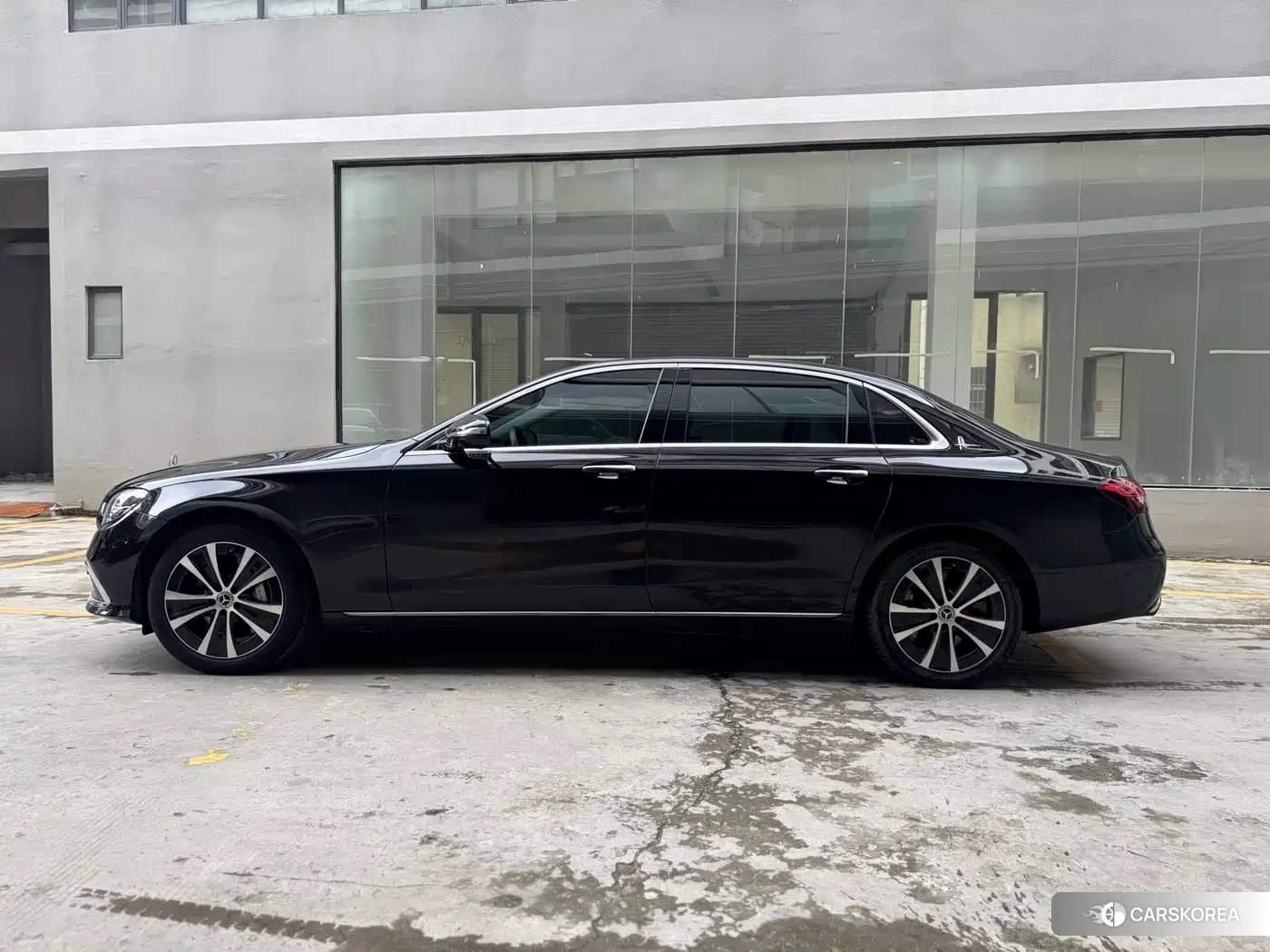 Mercedes-Benz E-Class id 4649287 из Китая 12