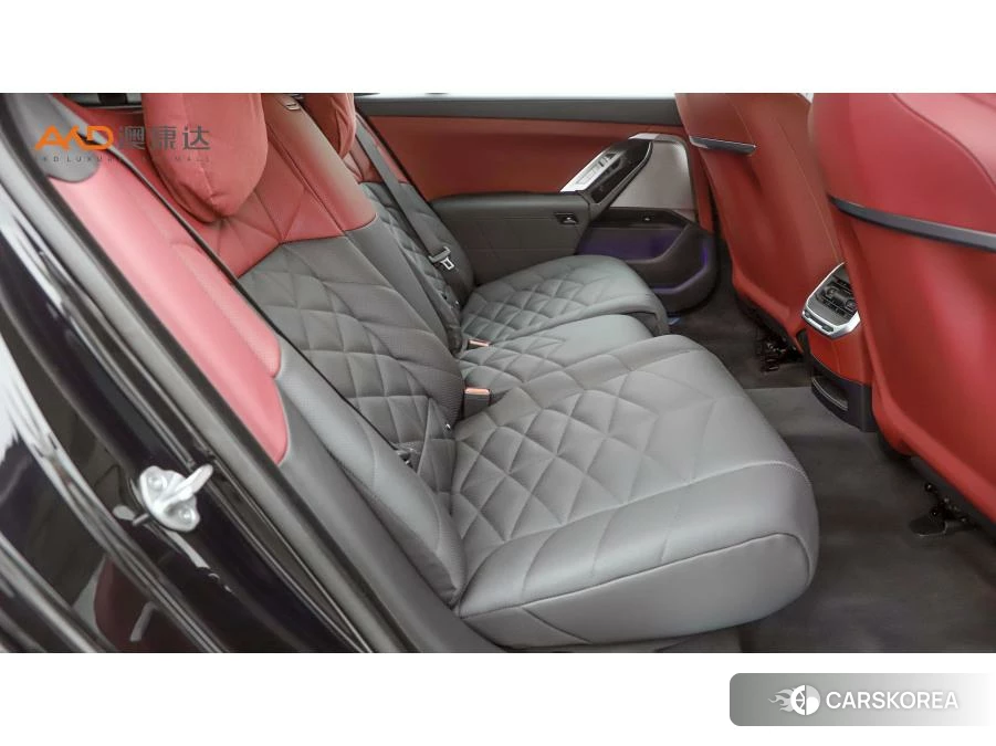BMW 7 series 2022 Черный из Китая, фото 3
