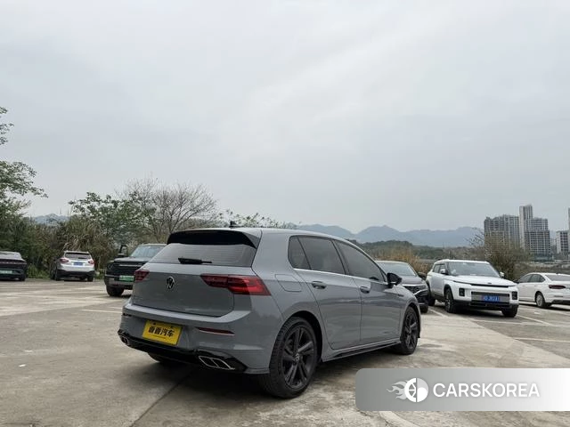 Volkswagen Golf 2023 Темно-серый из Китая, фото 5