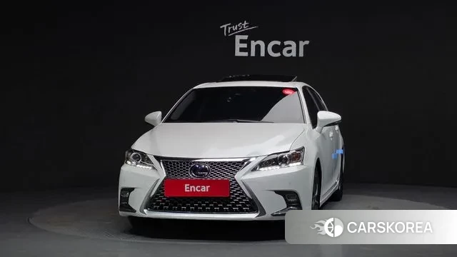 Lexus CT200h id 3270181 из Кореи 13