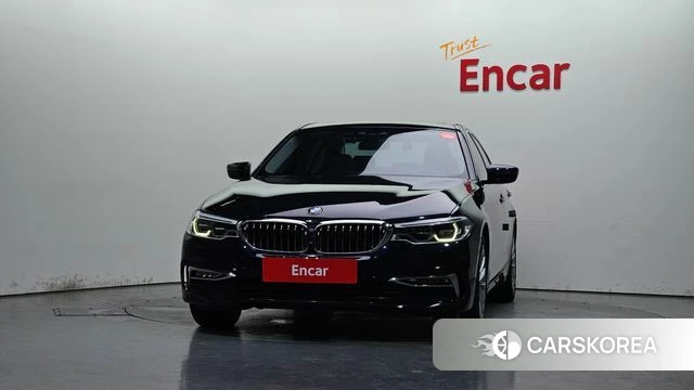 BMW 5 Series (G30) id 4615452 из Кореи 23