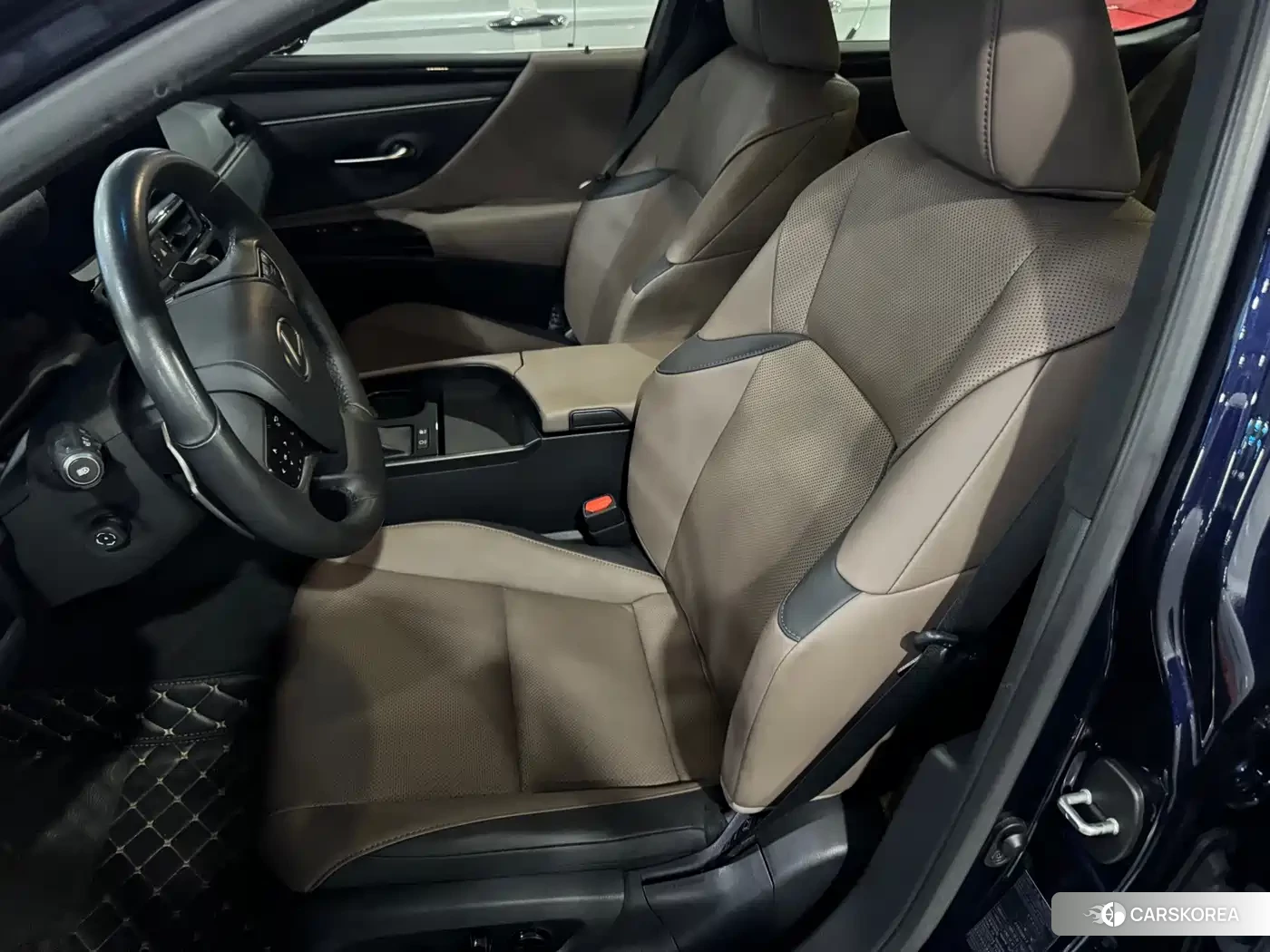 Lexus ES id 4570468 из Китая 10