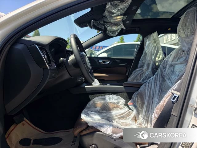 Volvo V60 id 4221854 из Китая 17