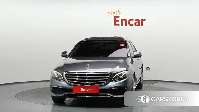 Mercedes-Benz E-Class W213 id 4294749 из Кореи 23