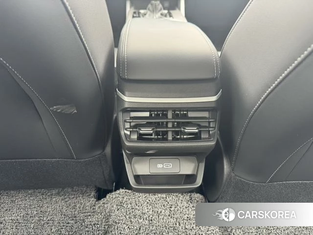 Geely Automobile Emgrand id 4239828 из Китая 9