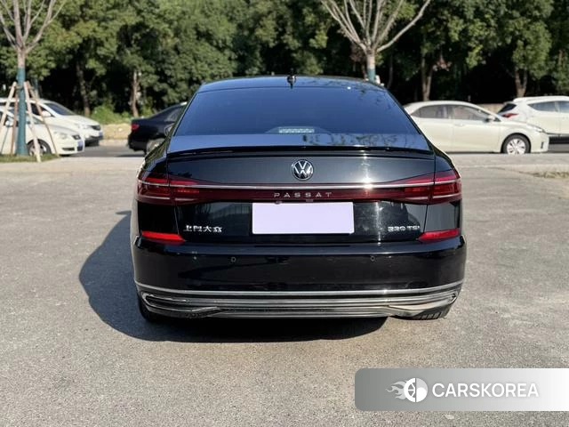 Volkswagen Passat 2023 Черный из Китая, фото 3