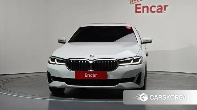 BMW 5 Series (G30) id 3458900 из Кореи 13