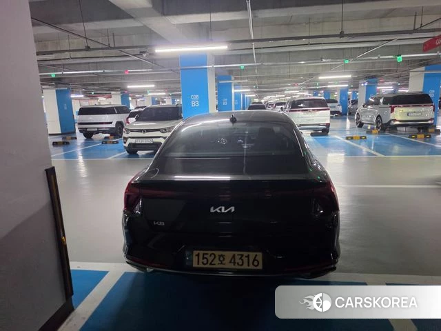 Kia K8 2022 Черный из Кореи, фото 3